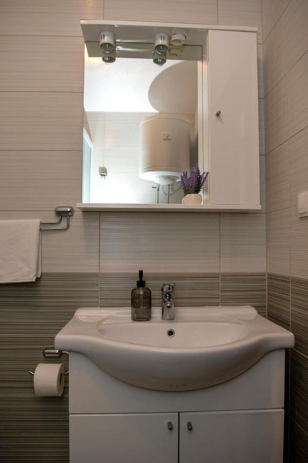 Sara Apartman Makarska
