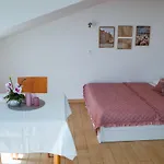 Sara Apartments